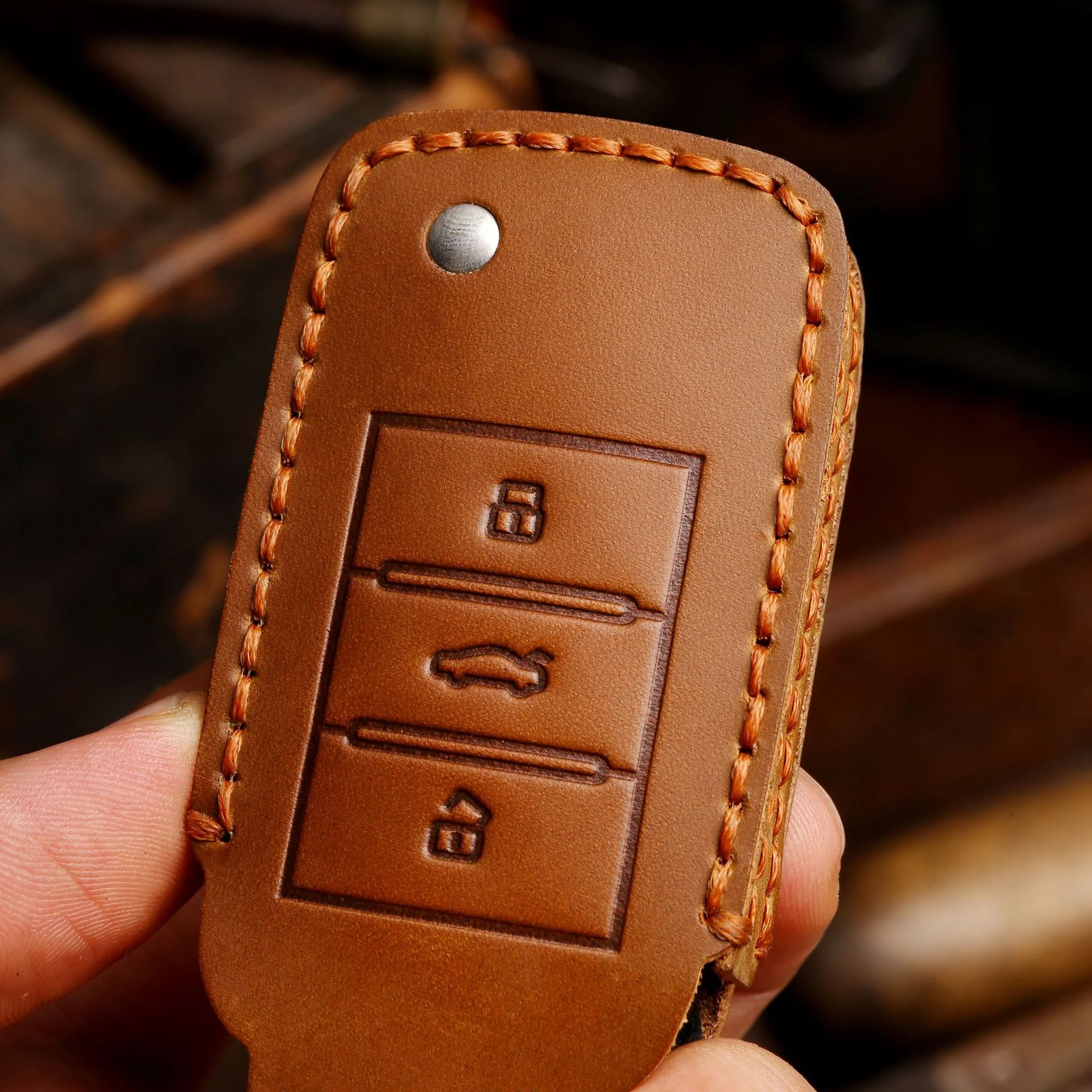 Roewe Handcrafted Genuine Leather Car Key Fob Case Cover For Roewe i5, Ei6 Max, RX3, RX5 Plus - Image 12